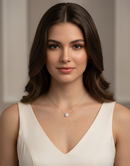 Collana Withe Flower