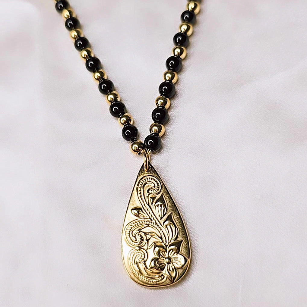 Collana goccia
