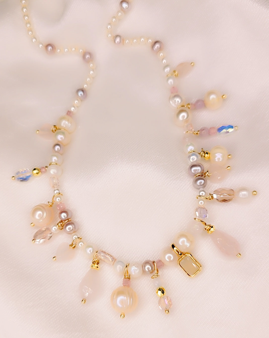 Collana Manila