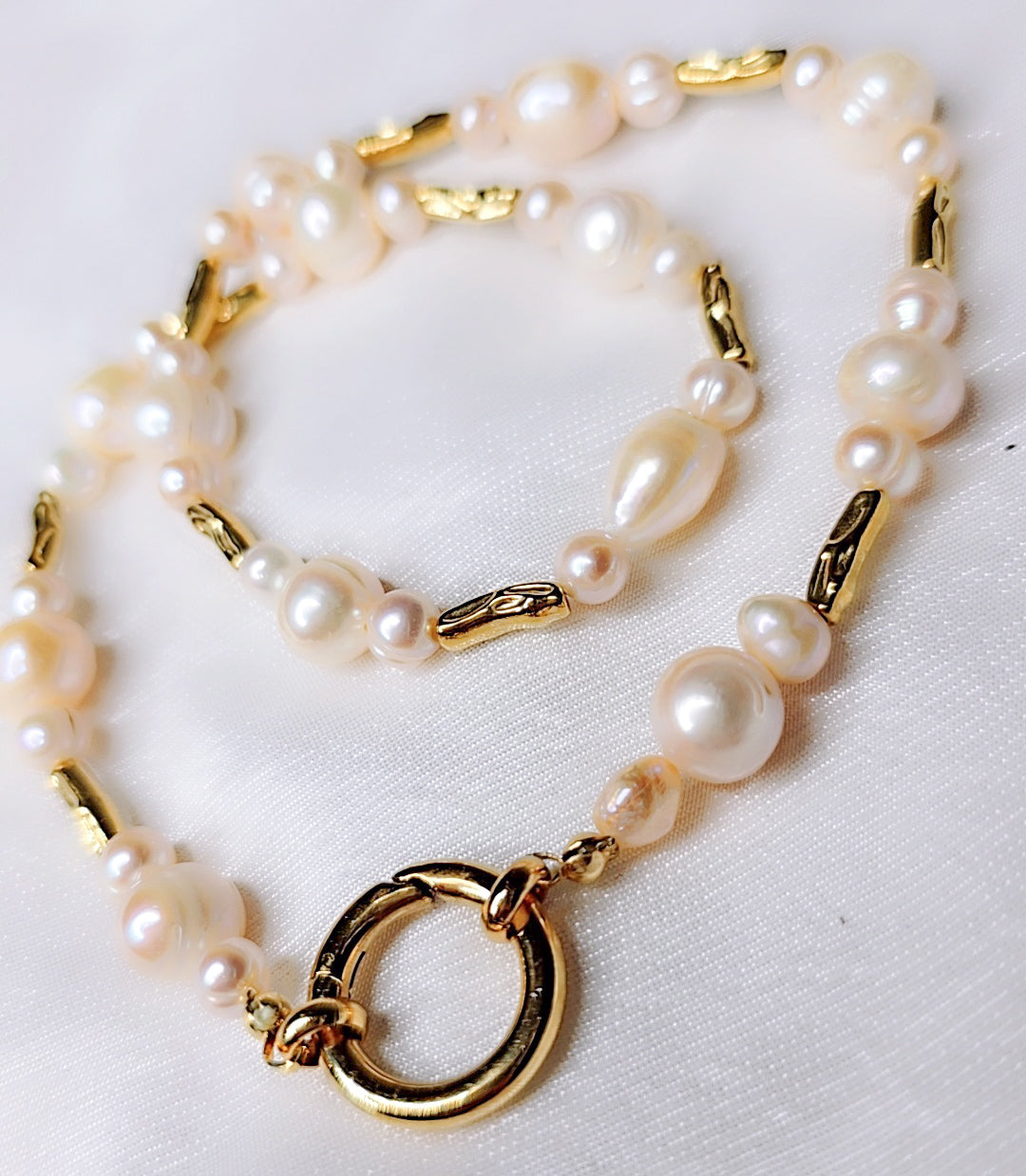 Collana Queen