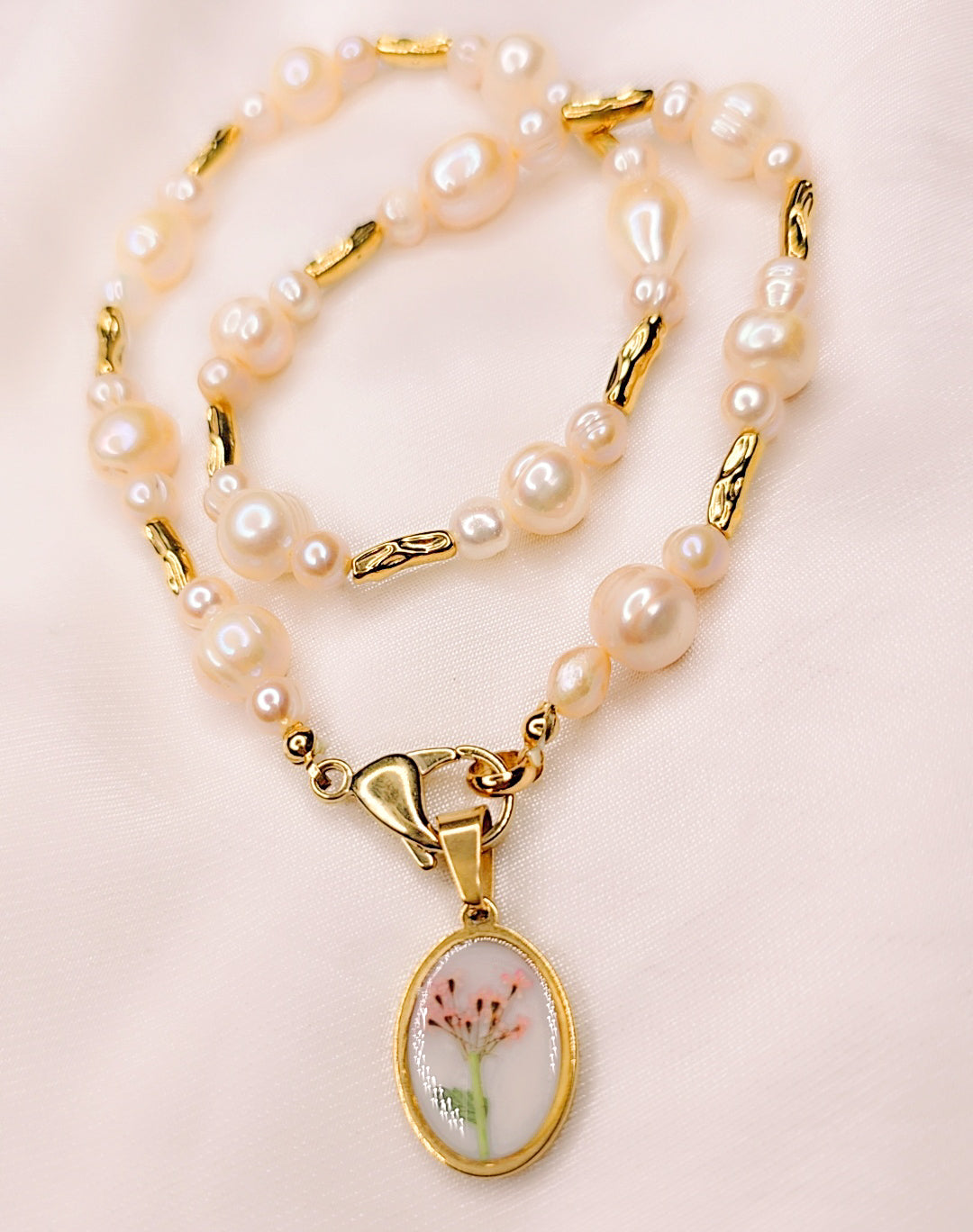 Collana Queen