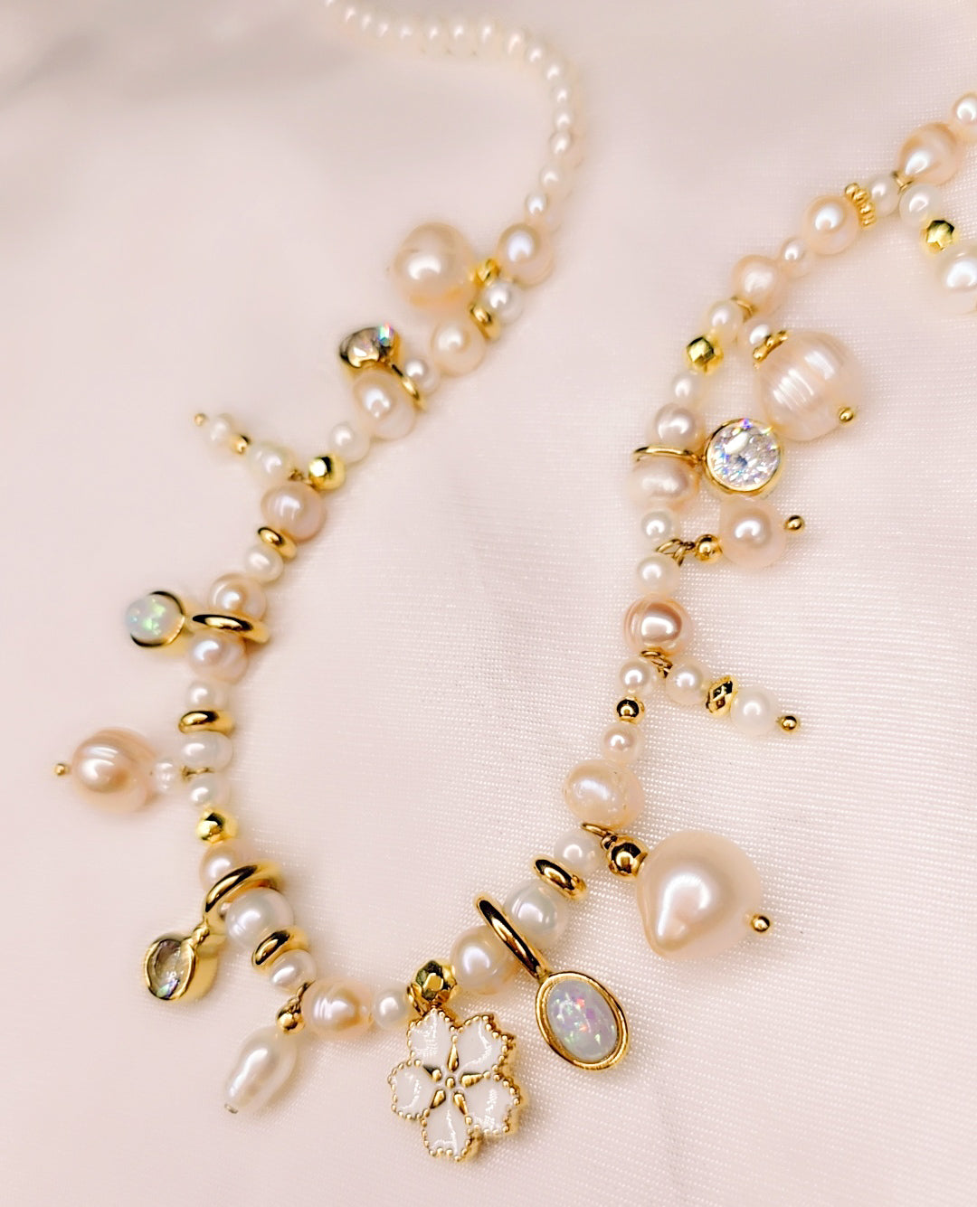Collana Aurora