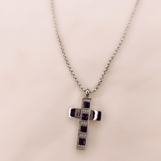 Collana Cross