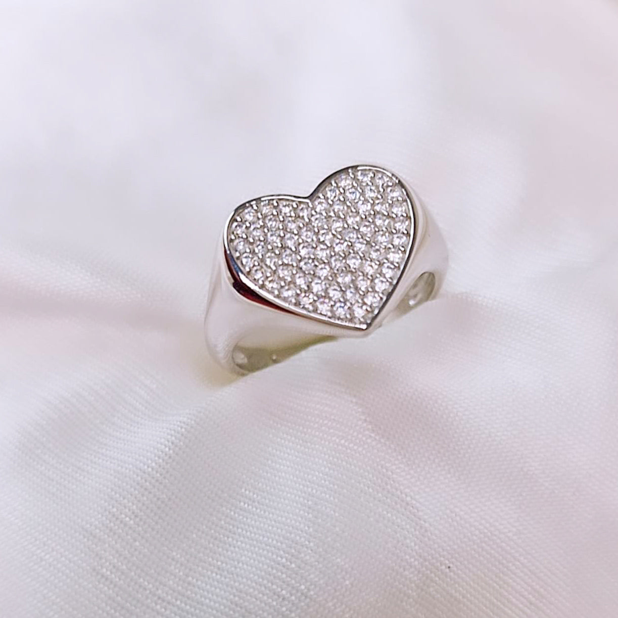 Anello Marika