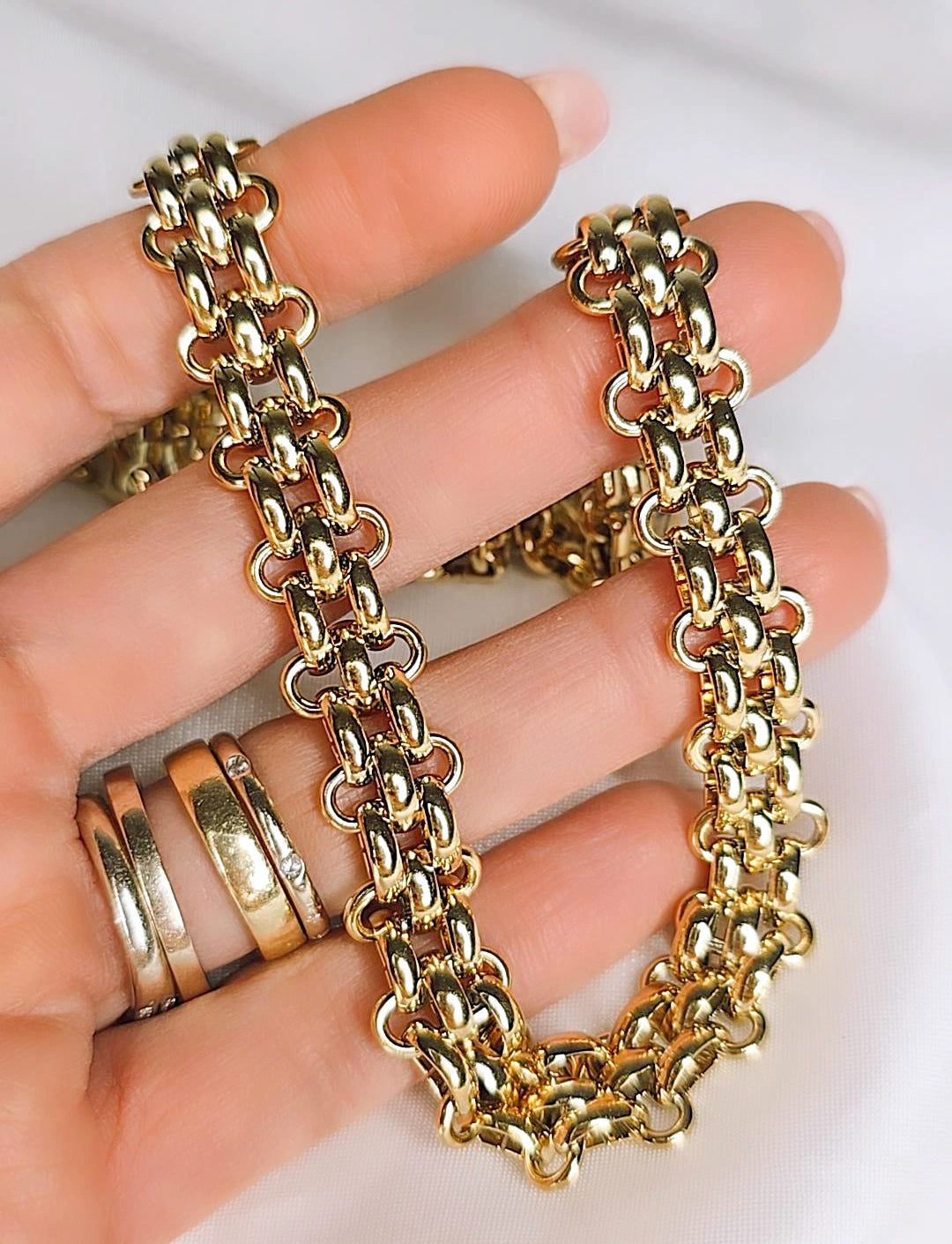 Collana Maddy