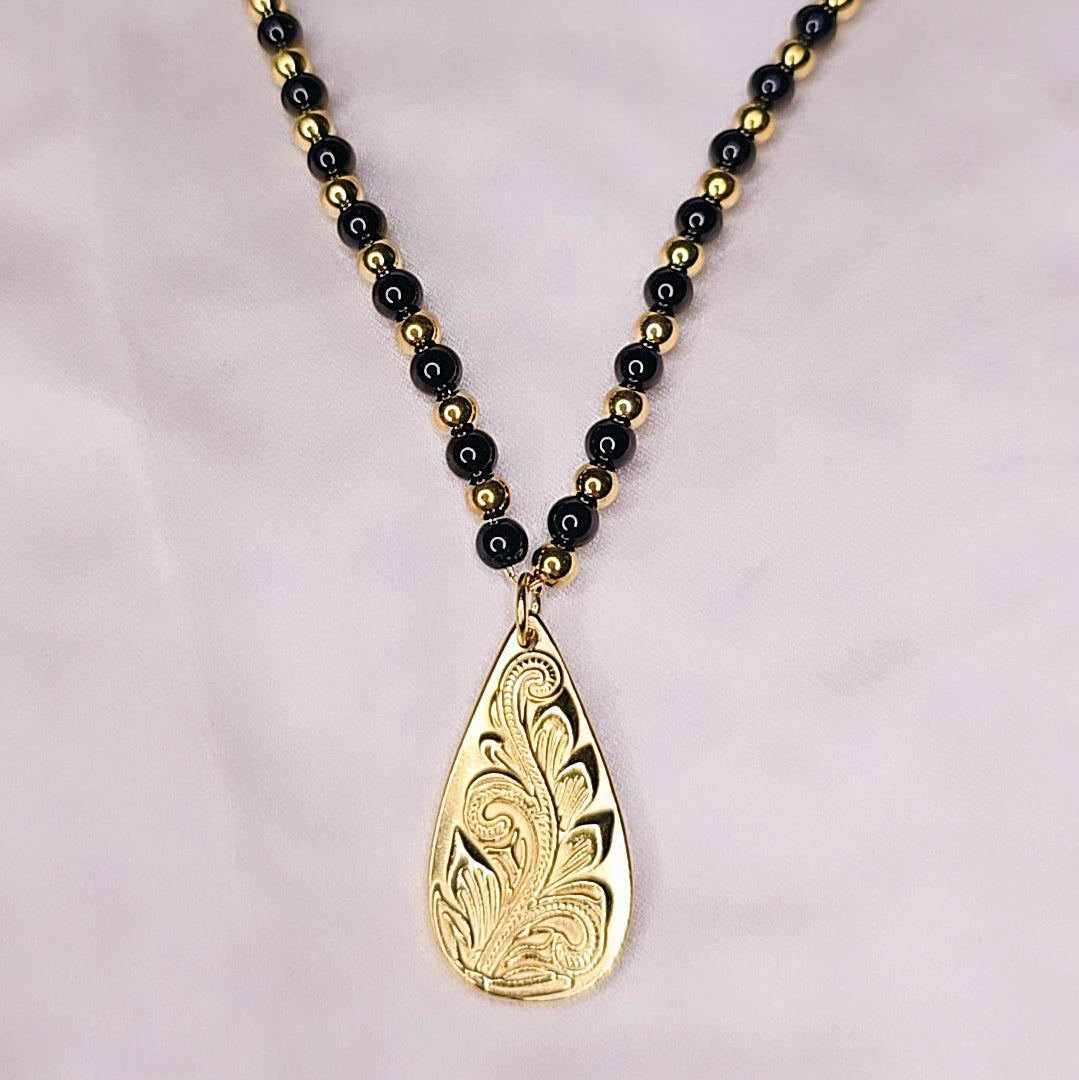 Collana goccia
