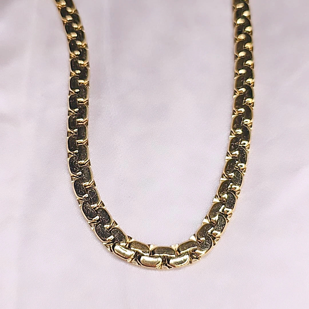 Collana Lucy