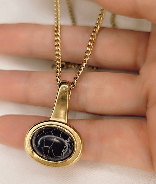 Collana Black Eye