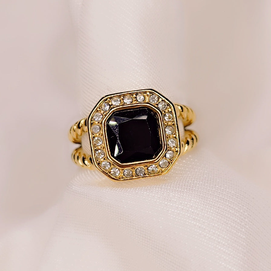 Sara Ring